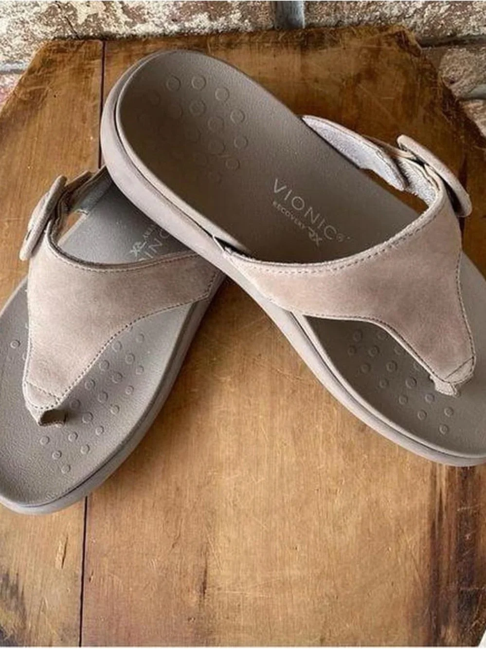 Vionic Activate Sandals, Women’s, Excellent Condition